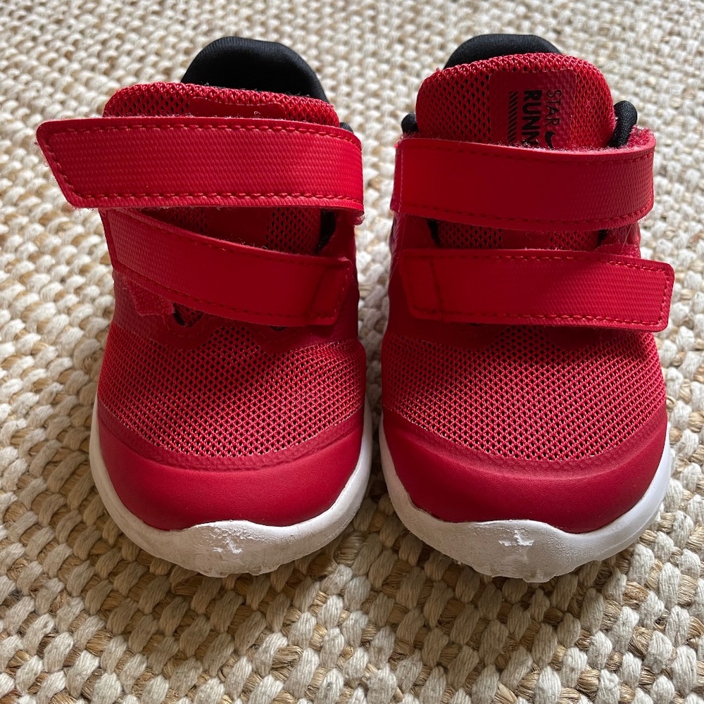 Nike Toddler Star Runner Sneakers